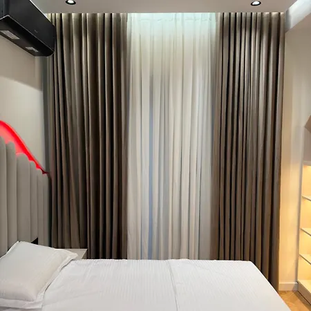 Botanic Zoo Luxury 2br With Free Parking Lägenhet *