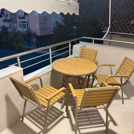 Lägenhet Botanic Zoo Luxury 2br With Free Parking Tirana